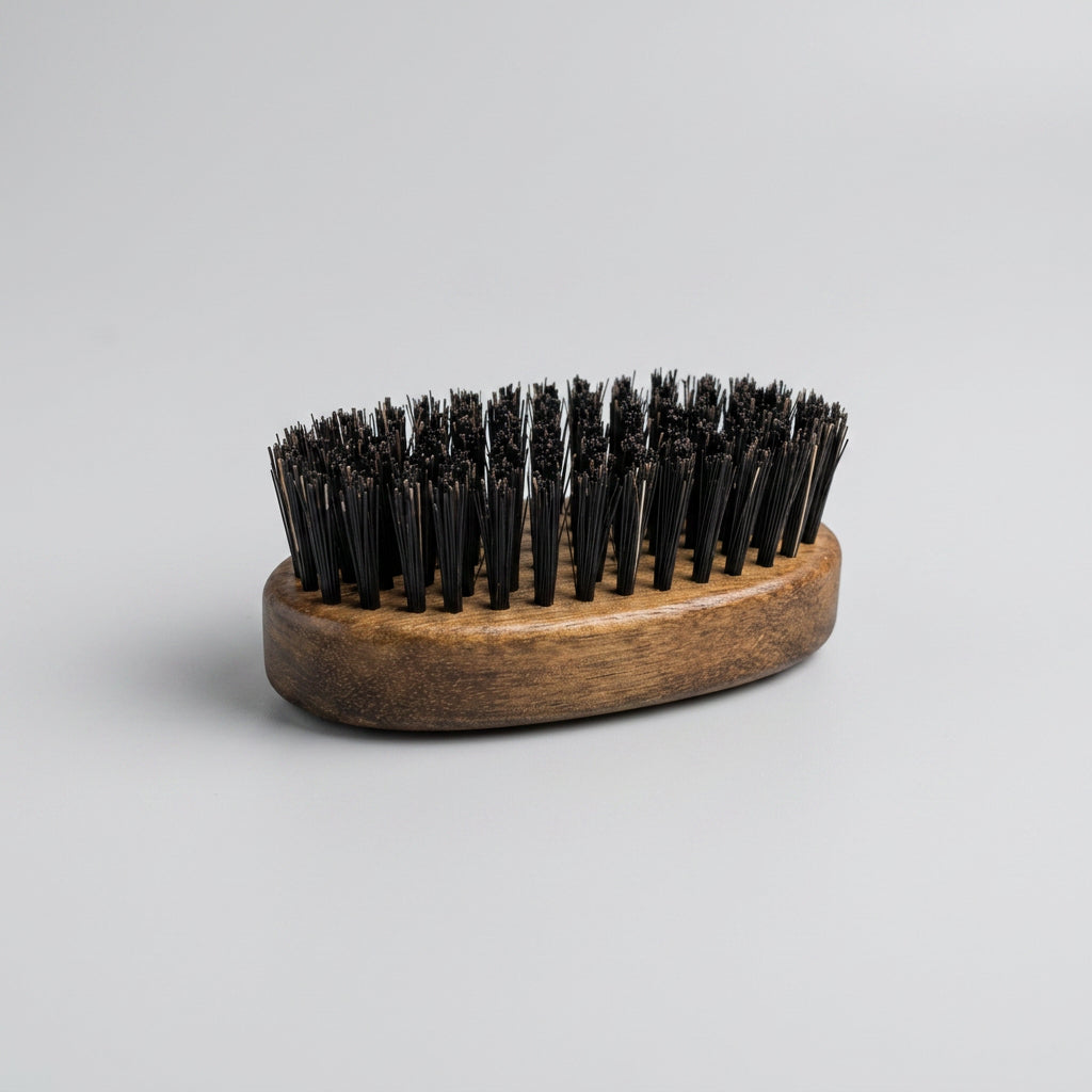 Perie de barba din lemn de nuc, fire de par de mistret, 7 randuri, produs premium, Keller Bürsten