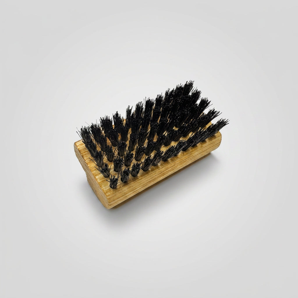 Perie de unghii din lemn de stejar, cu doua fețe, peri naturali negri, 55 x 30 mm, produs premium, Keller Bürsten